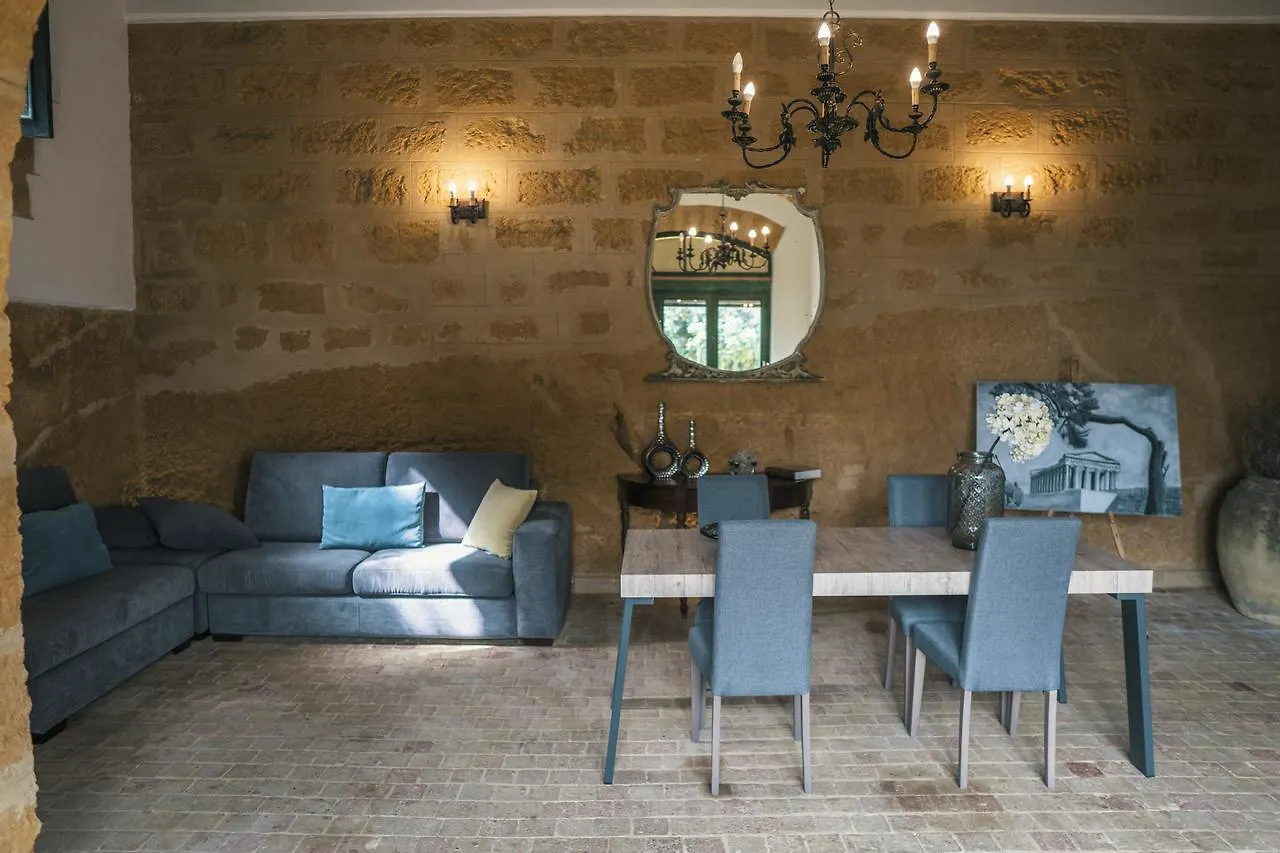 אגריג'נטו Villa La Lumia B&B Suites & Apartments