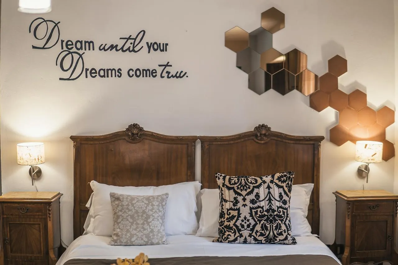 לינה וארוחת בוקר אגריג'נטו Villa La Lumia B&B Suites & Apartments